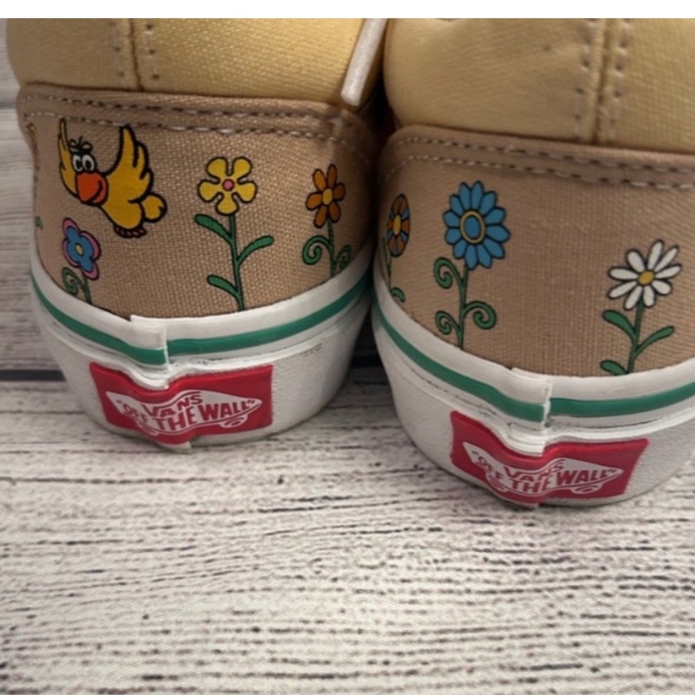 Sesame Street Elmo Vans size 13 little girls - Picture 7 of 10